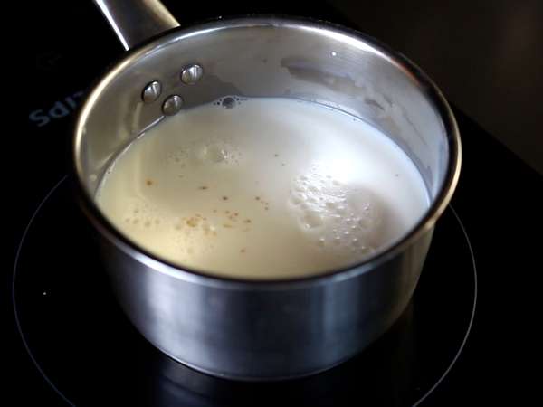 Круфини, комбинация от кроасан и кифла, с крем и шоколад - Подготовка стъпка 1