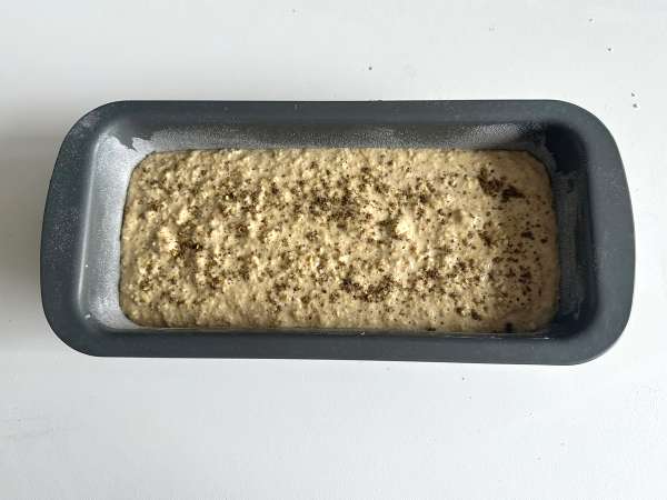 Безглутенов овесен хляб с кисело мляко и яйца: здравословна и лесна за приготвяне рецепта, пълна с протеини - Подготовка стъпка 4