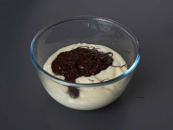 Мраморен флан без тесто, изключително лесен за приготвяне с гарантиран уау ефект - Подготовка стъпка 5