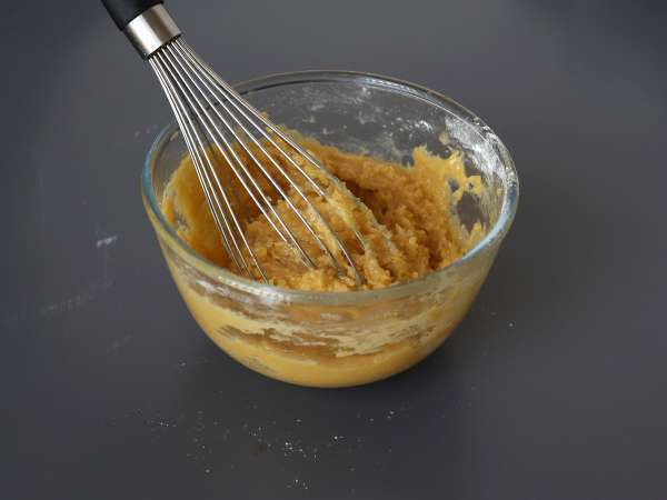 Мъфини с боровинки, мини версия на пиренейската пита! - Подготовка стъпка 2