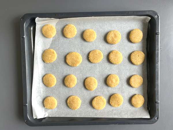 Бисквити Ghriba с бадеми и кокос - мароканска класика за печене - Подготовка стъпка 4