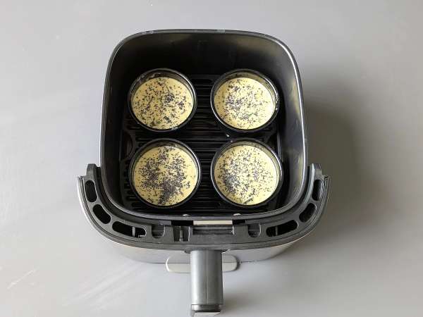 Мъфини от тиквички във фритюрник: леката и пухкава рецепта - Подготовка стъпка 6