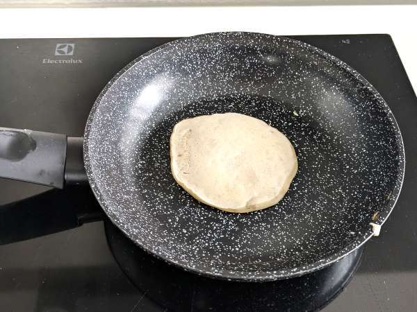 Меки веган палачинки с ленено яйце: лесна и без яйца рецепта - Подготовка стъпка 7