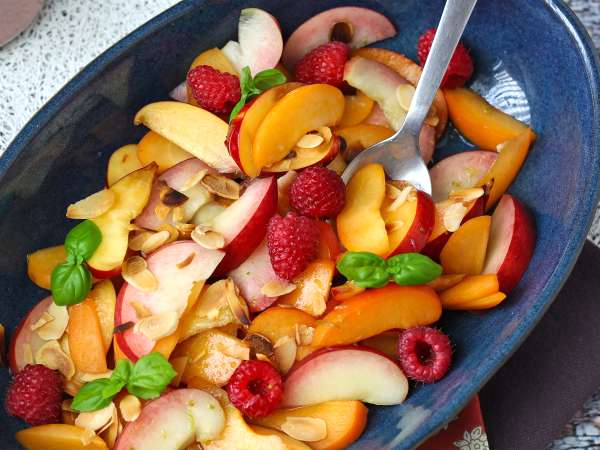 Плодова салата: праскови, кайсии, малини и други! - Подготовка стъпка 6