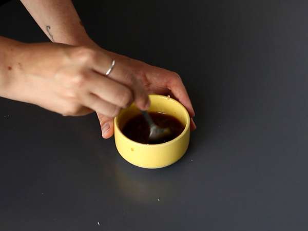 Хрупкава, пикантна салата от сьомга с хрупкав ориз! - Подготовка стъпка 5