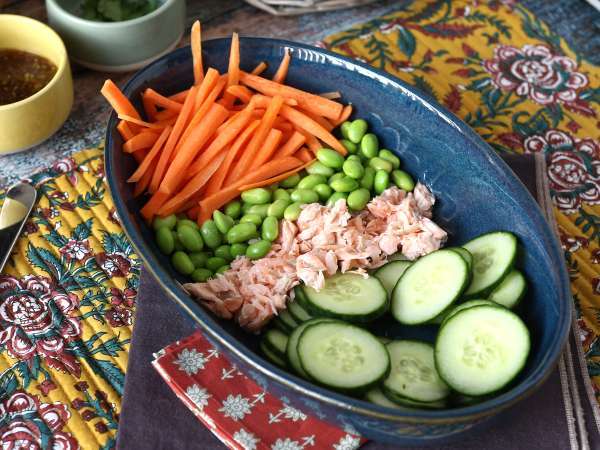 Хрупкава, пикантна салата от сьомга с хрупкав ориз! - Подготовка стъпка 6