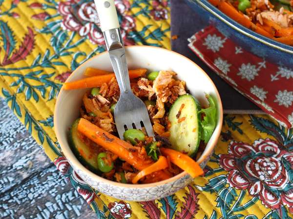 Хрупкава, пикантна салата от сьомга с хрупкав ориз! - Подготовка стъпка 9