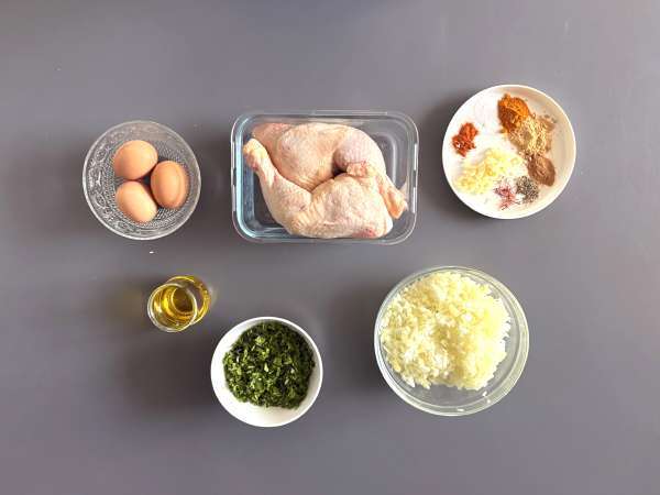 Традиционен марокански сладкиш с тухлено тесто, пилешко месо и подправки - Подготовка стъпка 1