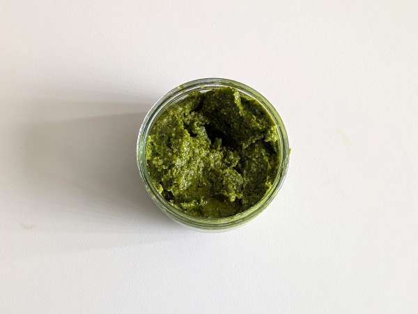 Студена паста с песто от рукола, чери домати и моцарела: свежата и бърза лятна рецепта - Подготовка стъпка 3