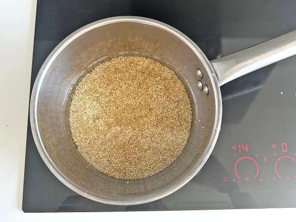 Салата от киноа с вкус на табуле: Освежаваща и дори по-здравословна - Подготовка стъпка 1