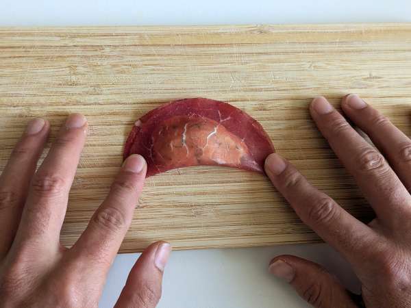 Tortelloni di bresaola, пълнени с ракета и сирене рикота: вкусни и готови за 10 минути! - Подготовка стъпка 5