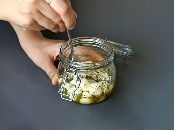 Мариновани топчета моцарела за аперитив или салата! - Подготовка стъпка 3