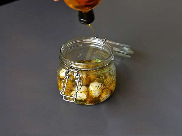 Мариновани топчета моцарела за аперитив или салата! - Подготовка стъпка 4