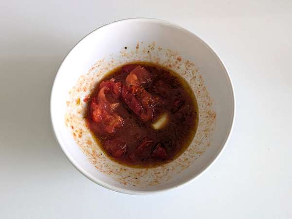 Пикантен чийзкейк с босилек и чери домати в една порция: вкусна идея за бюфети и аперитиви - Подготовка стъпка 8