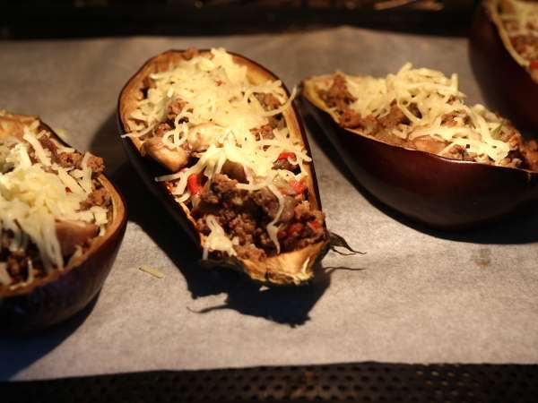 Пълнени патладжани с моцарела au gratin - Подготовка стъпка 8