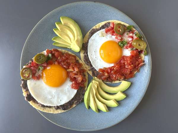 Huevos rancheros: емблематичната и вкусна мексиканска рецепта - Подготовка стъпка 10