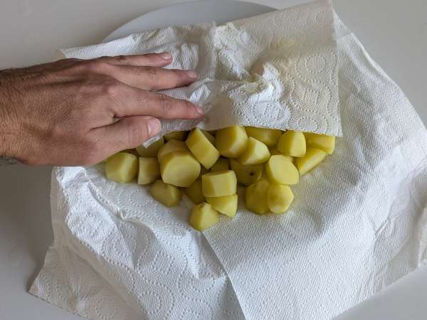 Кремообразни печени картофи cacio e pepe: лесната гарнитура, която побърква всички! - Подготовка стъпка 3