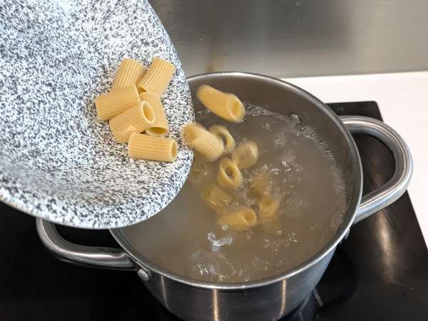 Pasta al forno ai funghi: перфектната кремообразна и жилава рецепта за есента - Подготовка стъпка 5