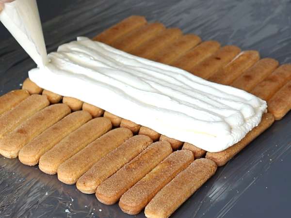 Не ви е необходим калъп, за да направите този червен плодов дюшек! - Подготовка стъпка 4