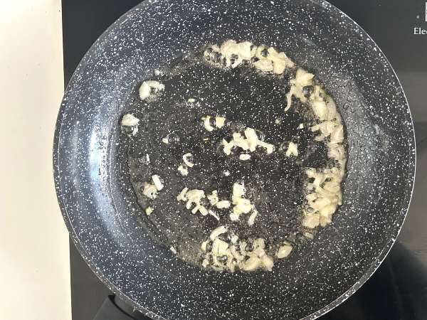 Домашен сос от пипер: кремообразен, ароматен и изключително лесен! - Подготовка стъпка 3