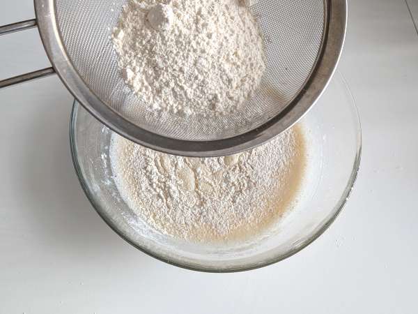 Crespelle с рикота и гъби: перфектната кремообразна вегетарианска рецепта за всеки случай - Подготовка стъпка 1