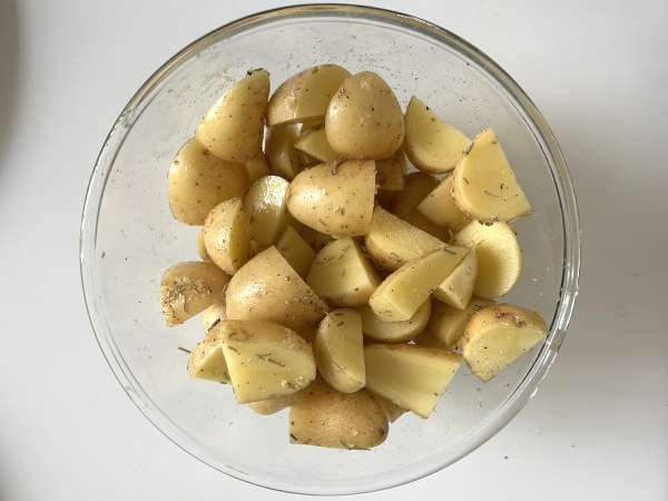 Хрупкаво, топящо се в устата козе сирене, панирано с Air Fryer: абсолютен комфорт! - Подготовка стъпка 1