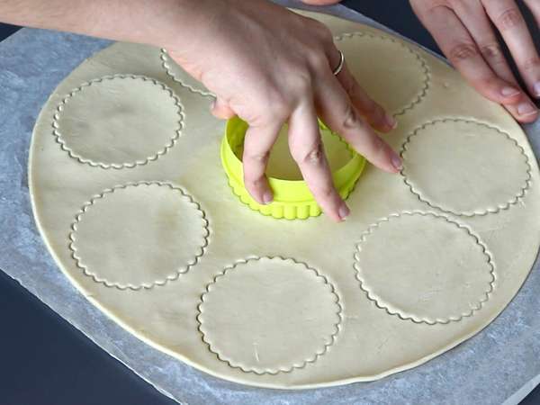 Тарталети с лук Татин - Подготовка стъпка 5