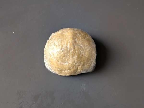 Тарт със сладко от ягоди: класическа рецепта за сладкиш (също и сърца) - Подготовка стъпка 3