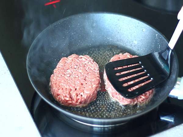 Чийзбургер, известният бургер, който всички обичат! - Подготовка стъпка 2