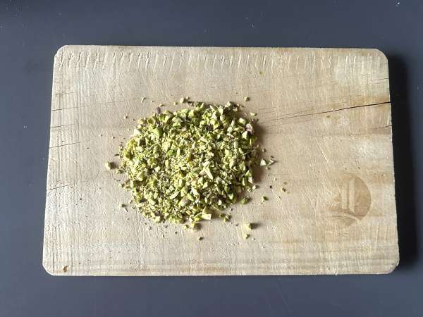 Сърца от солетила с покритие от шоколад и шамфъстък - Подготовка стъпка 1