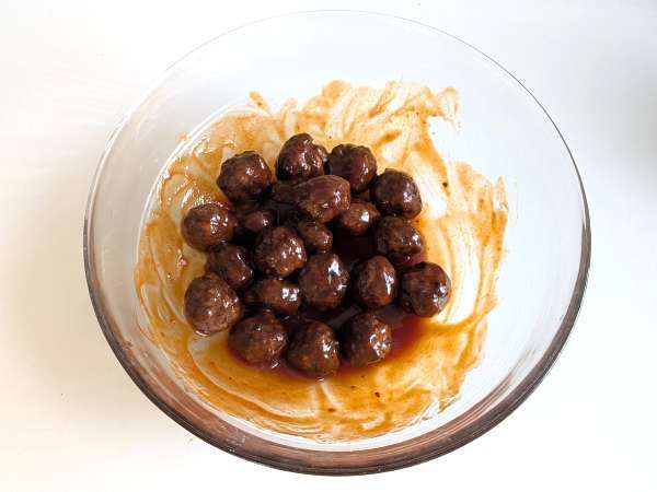 Кюфтета във фритюрник със сладко-кисел барбекю сос: лесна и вкусна рецепта - Подготовка стъпка 8