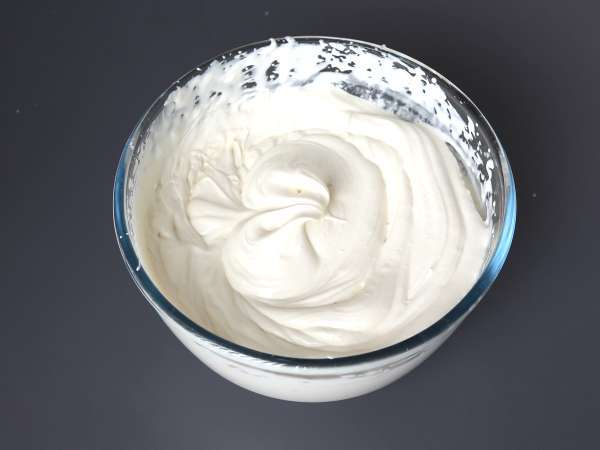 Шарлота с червени плодове и мадленки - Подготовка стъпка 3