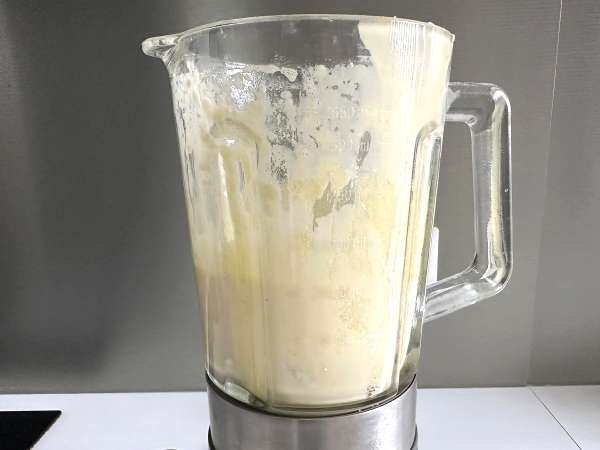 Пикантно тесто за торта в блендер: бързо, лесно и изключително влажно - Подготовка стъпка 5