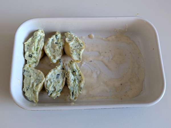 Conchiglioni, пълнени с рикота, тиквички и лимон: кремообразни и настъргани във фурната - Подготовка стъпка 7