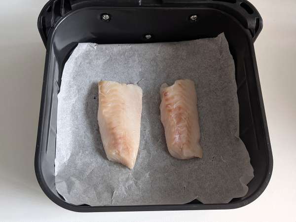 Пържена на въздух треска с чери домати, маслини и лимон: лека и бърза рецепта - Подготовка стъпка 3