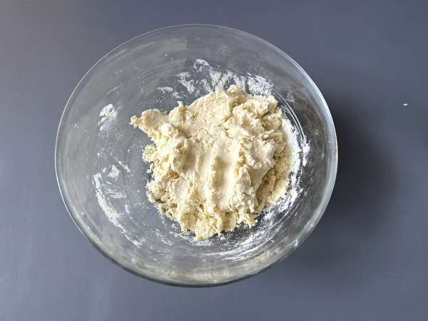 Ягодов сладкиш, американският сладкиш с ягодов крем, който никога не се проваля - Подготовка стъпка 3