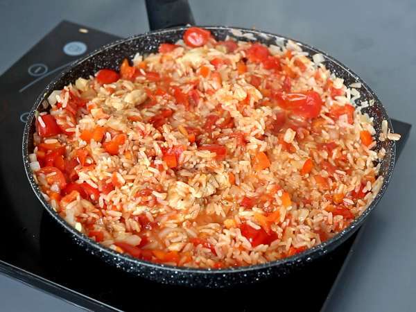 Едноястие с пиле, ориз с домати и чушки - Подготовка стъпка 9