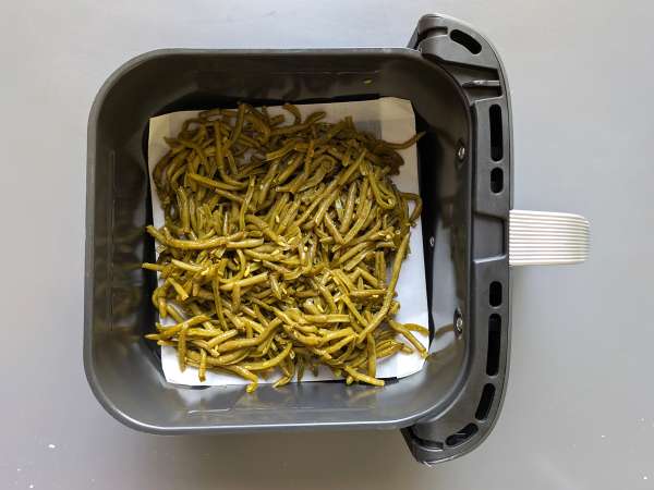 Зелени фасулчета с тайландски сос, приготвени в Air Fryer - Подготовка стъпка 3