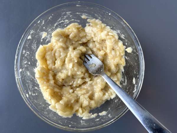 Веган бананов кекс с мисо, орехи и шоколад – неустоимо вкусен! - Подготовка стъпка 2