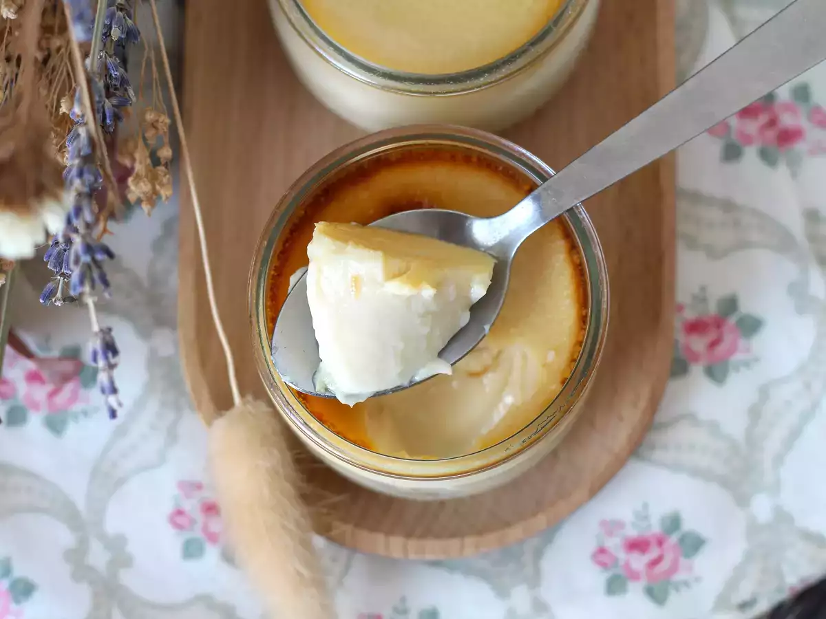 Бърз и лесен яйчен крем: рецептата на баба ми - снимка 4