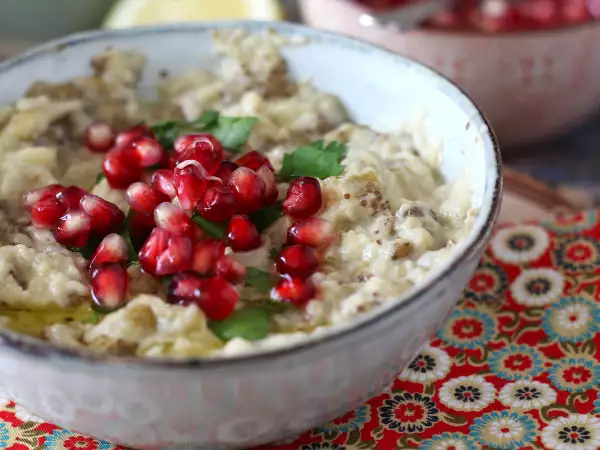 Рецепта Баба гануш – вкусна ливанска разядка с патладжан