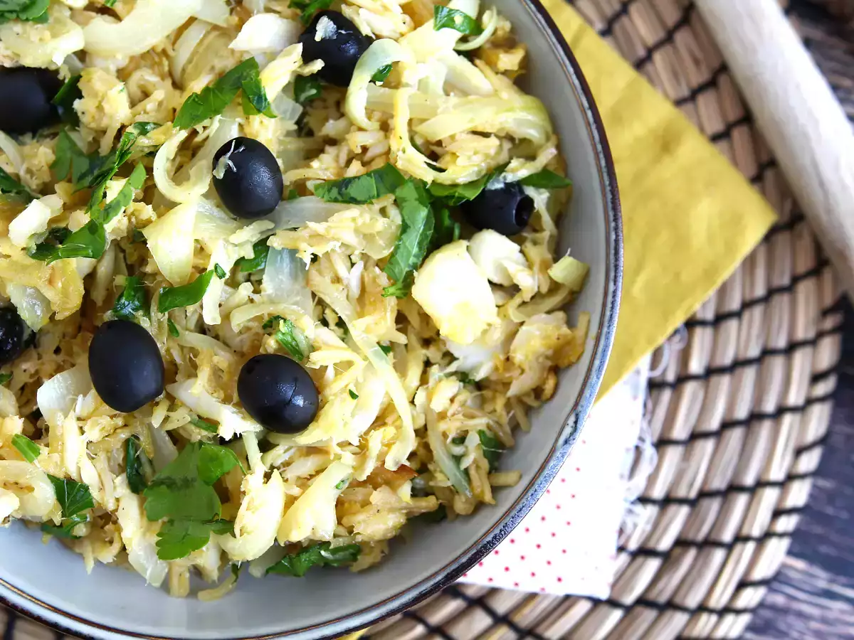 Bacalhau à Brás - лесна и вкусна традиционна португалска рецепта - снимка 5