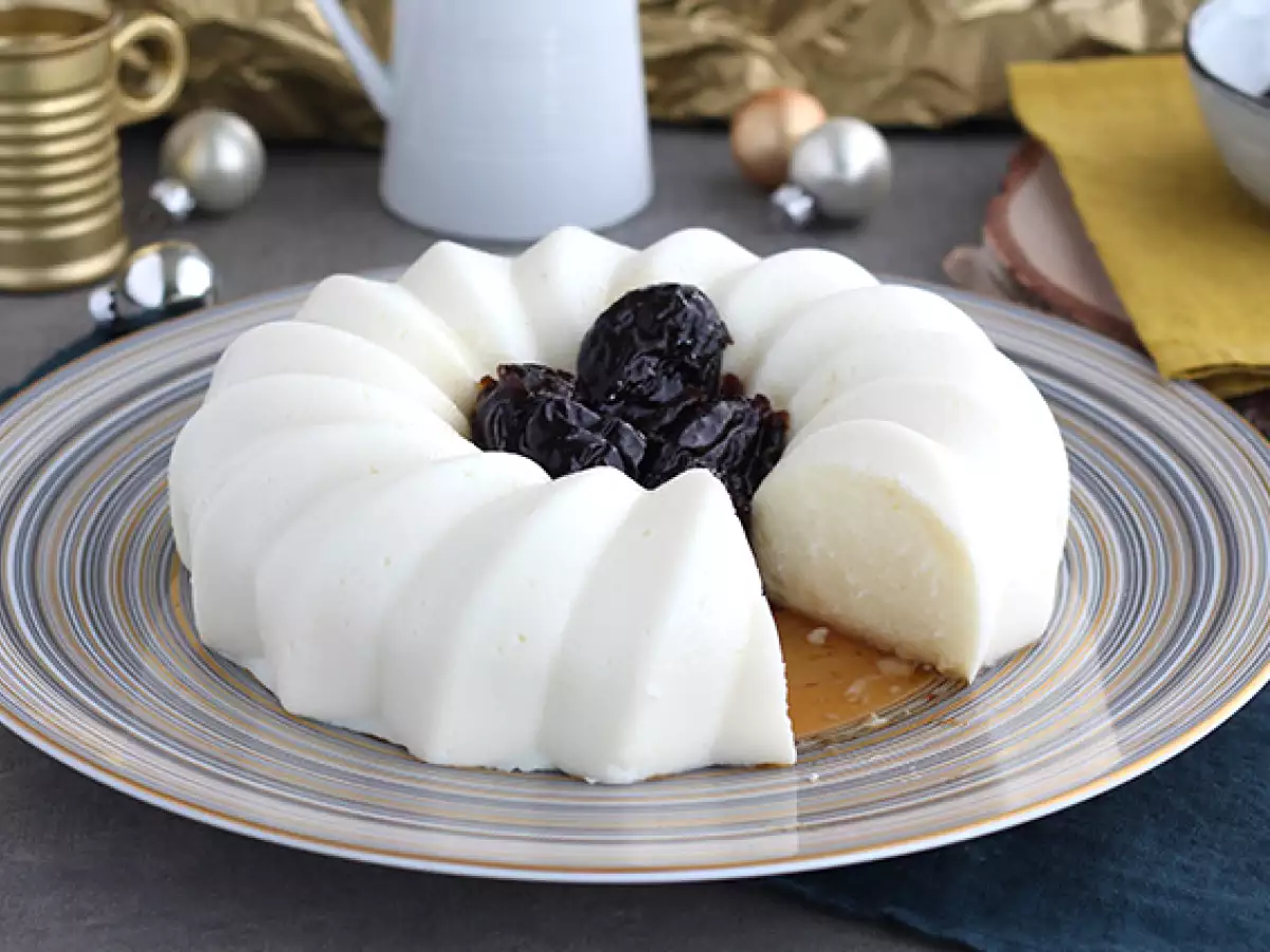 Blanc manger кули с кокос и сини сливи - снимка 5