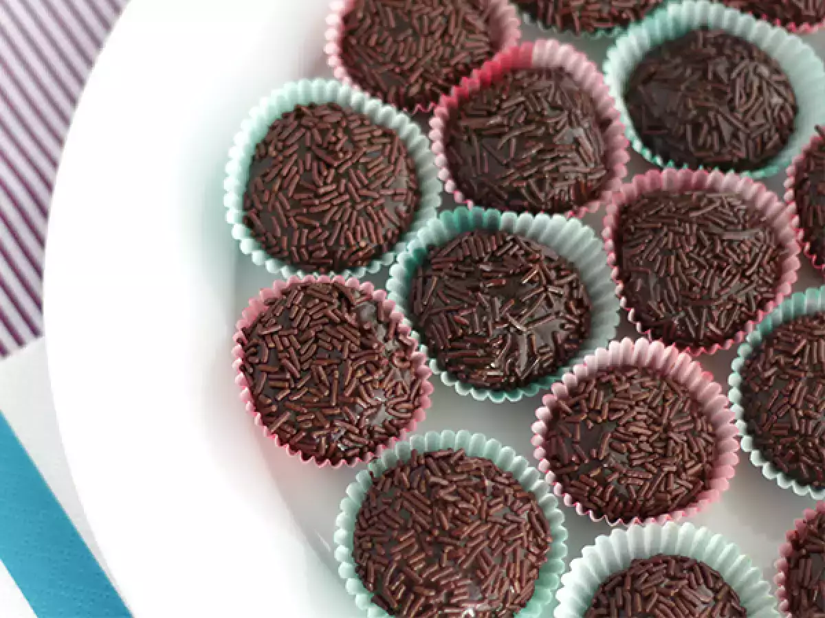 Brigadeiro, малки бразилски бонбони - снимка 2