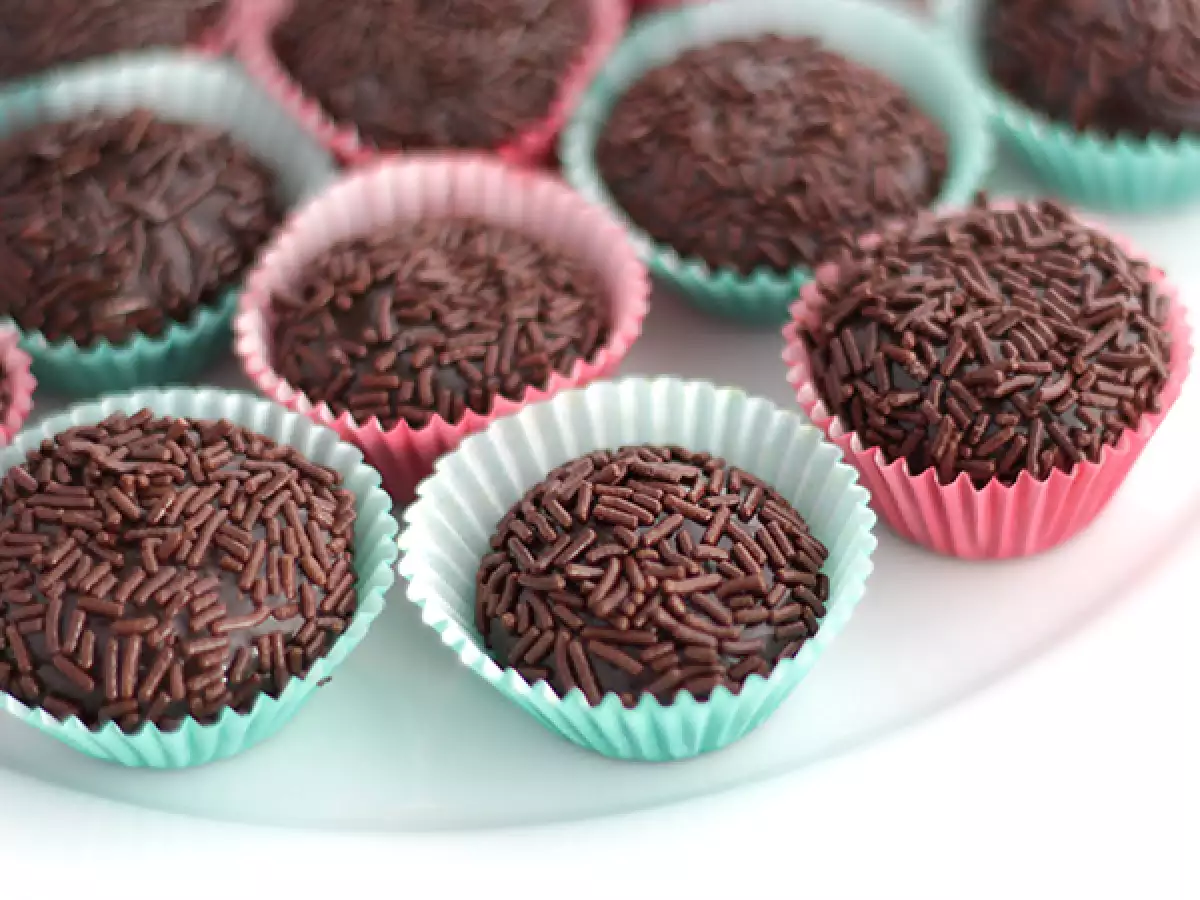 Brigadeiro, малки бразилски бонбони - снимка 3