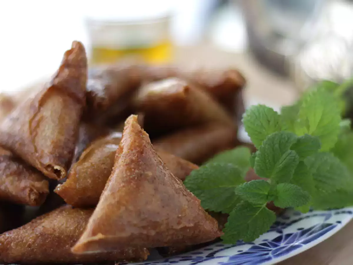 Бриолети с бадеми, малки ориенталски сладкиши - снимка 3