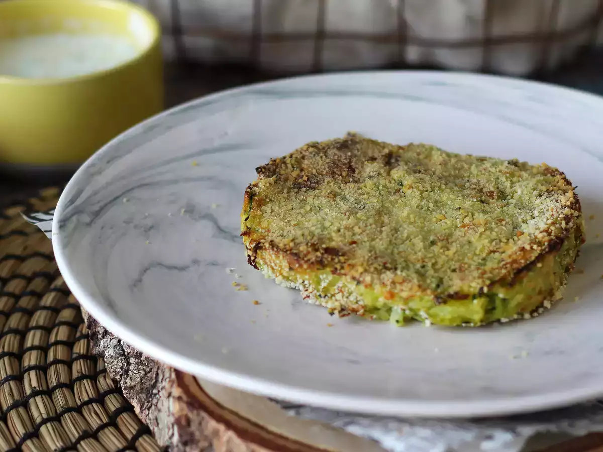 Бургер от тиквички и картофи във фритюрник - снимка 4