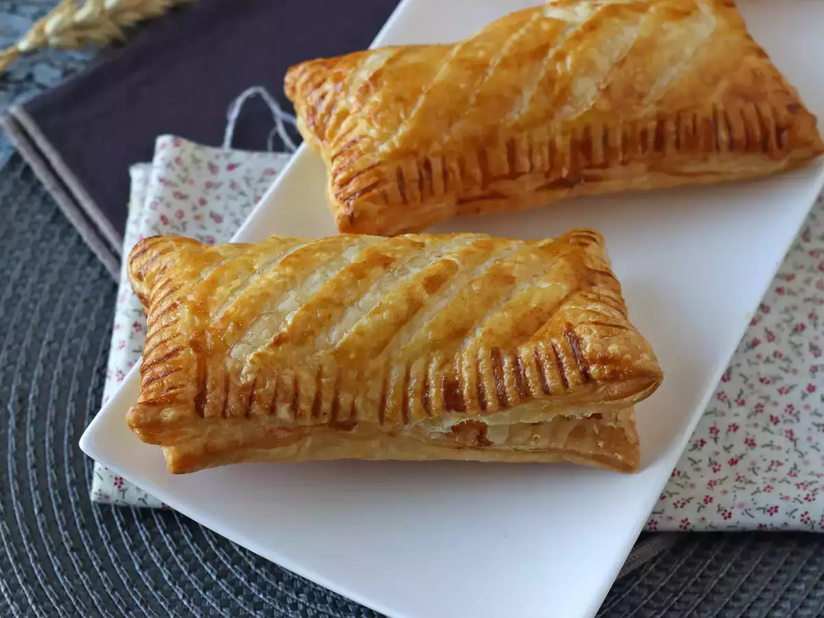 Бутерки със сирене от бутер тесто: изключително лесна и вкусна рецепта - снимка 5