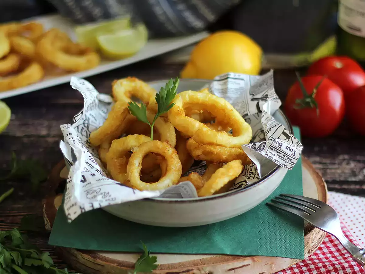 Calamares a la romana - панирани калмари в тесто - снимка 4
