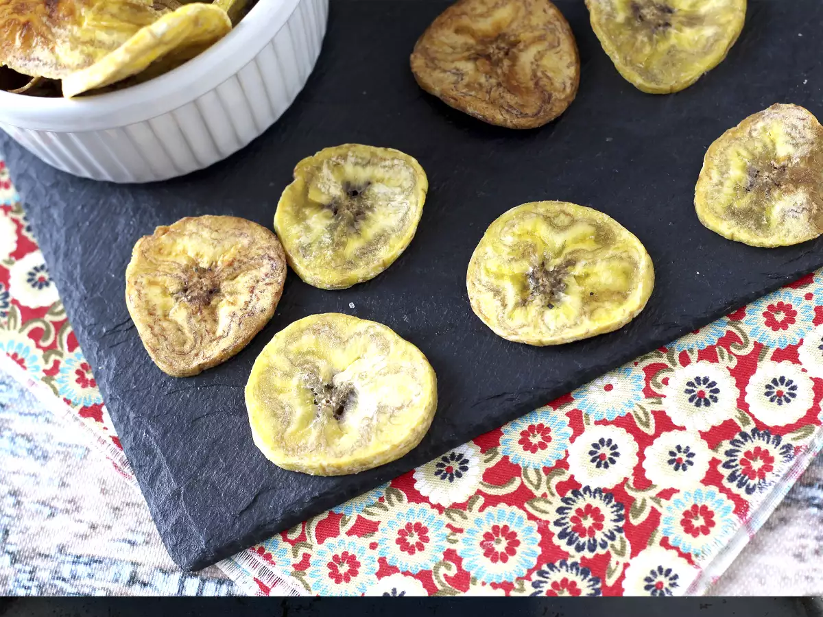 Чипс от патладжан, изпечен във фурната - снимка 3